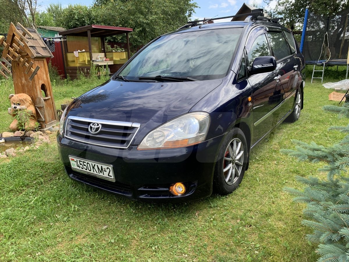 Toyota Avensis Verso I, 2003