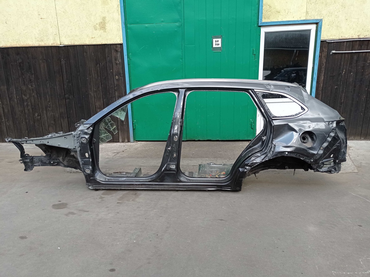 Четверть кузова к Mazda CX-9 2018