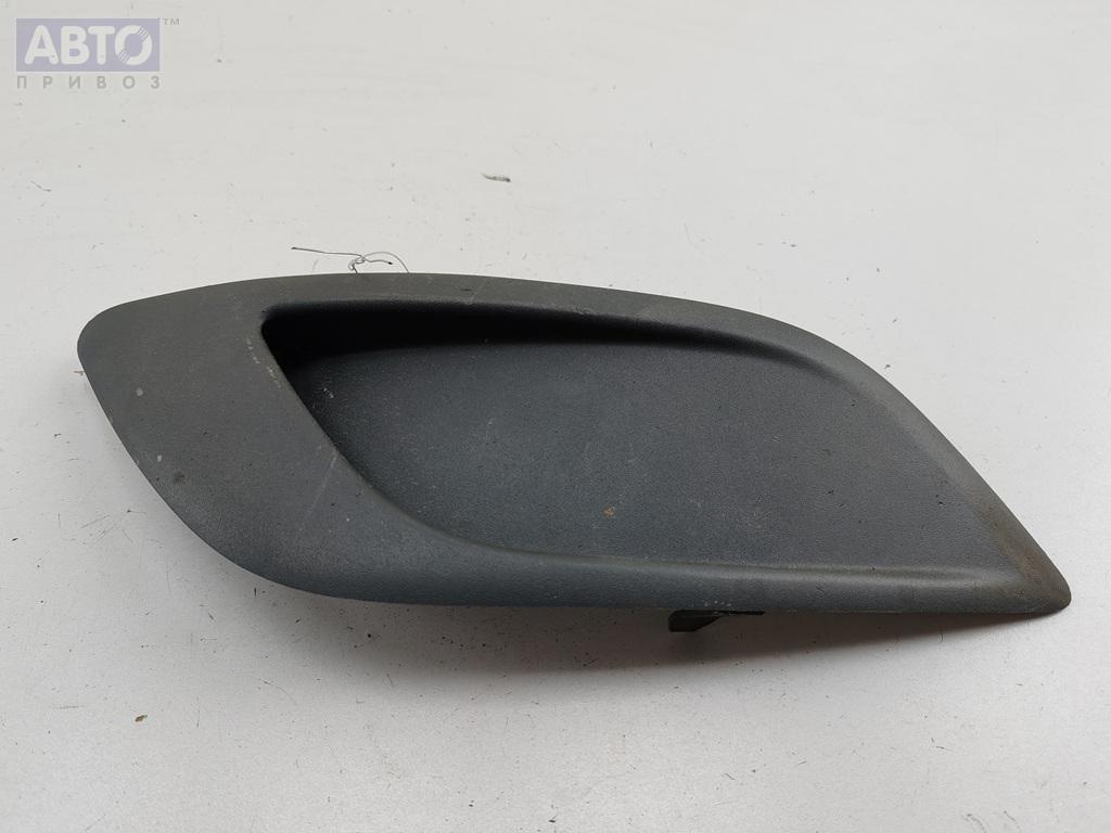 Решетка бампера к Ford Focus 2010