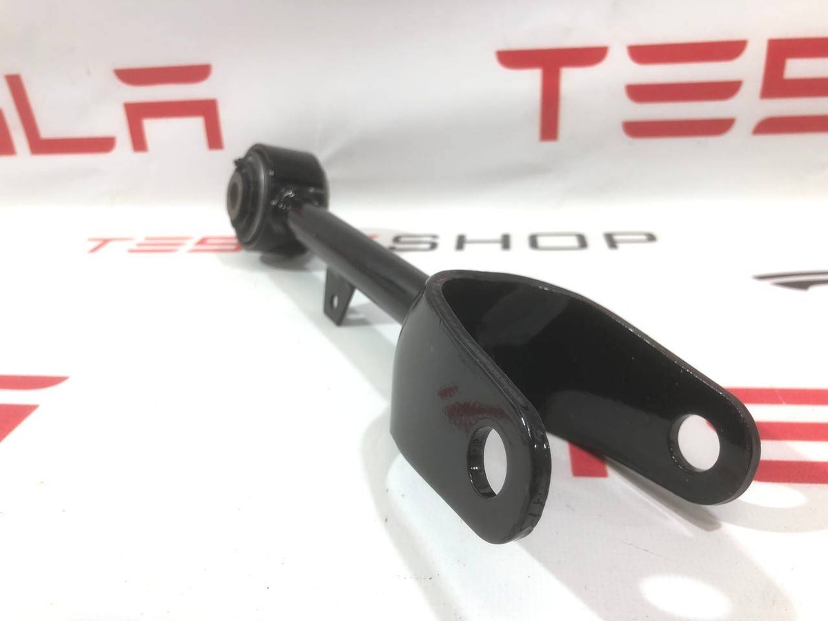 Рычаг задний к Tesla Model 3 2021