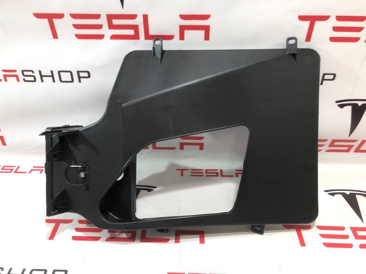 Дефлектор к Tesla Model S 2017