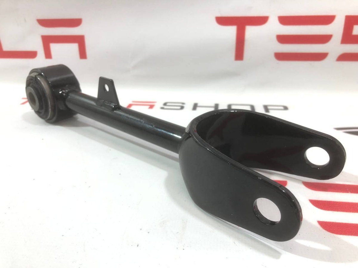 Рычаг задний к Tesla Model 3 2021