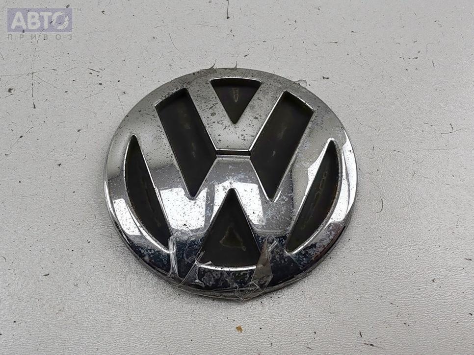 Эмблема к Volkswagen Passat 2001