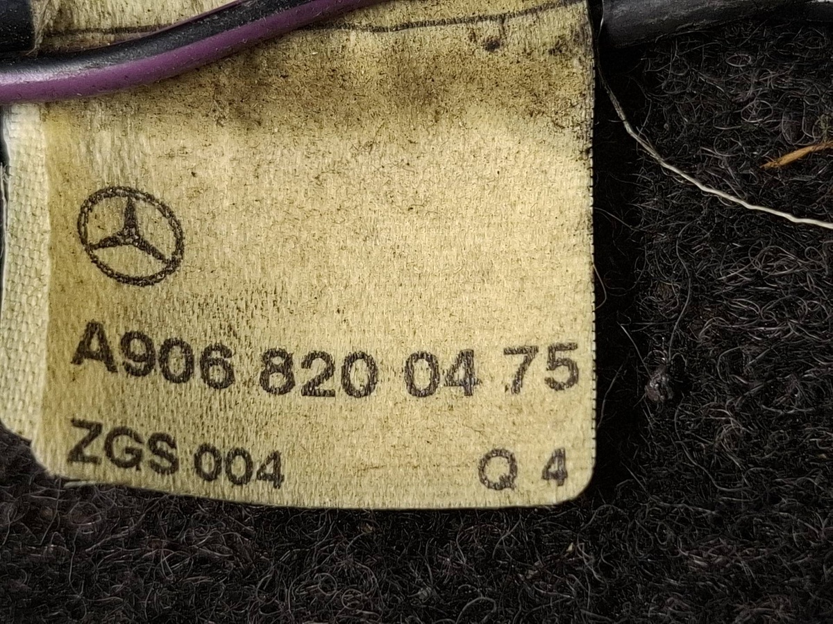 Антенна  к Mercedes-Benz Sprinter 2007