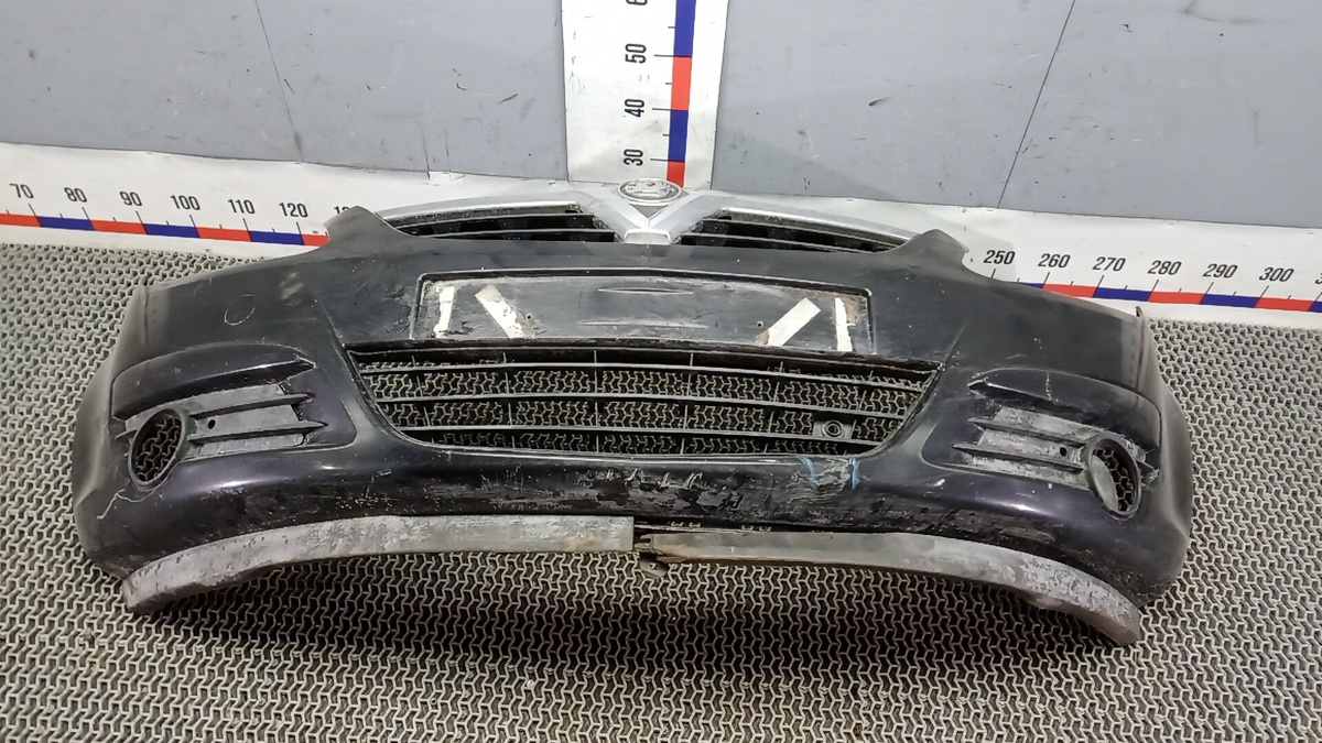 Бампер передний к Opel Corsa 2010