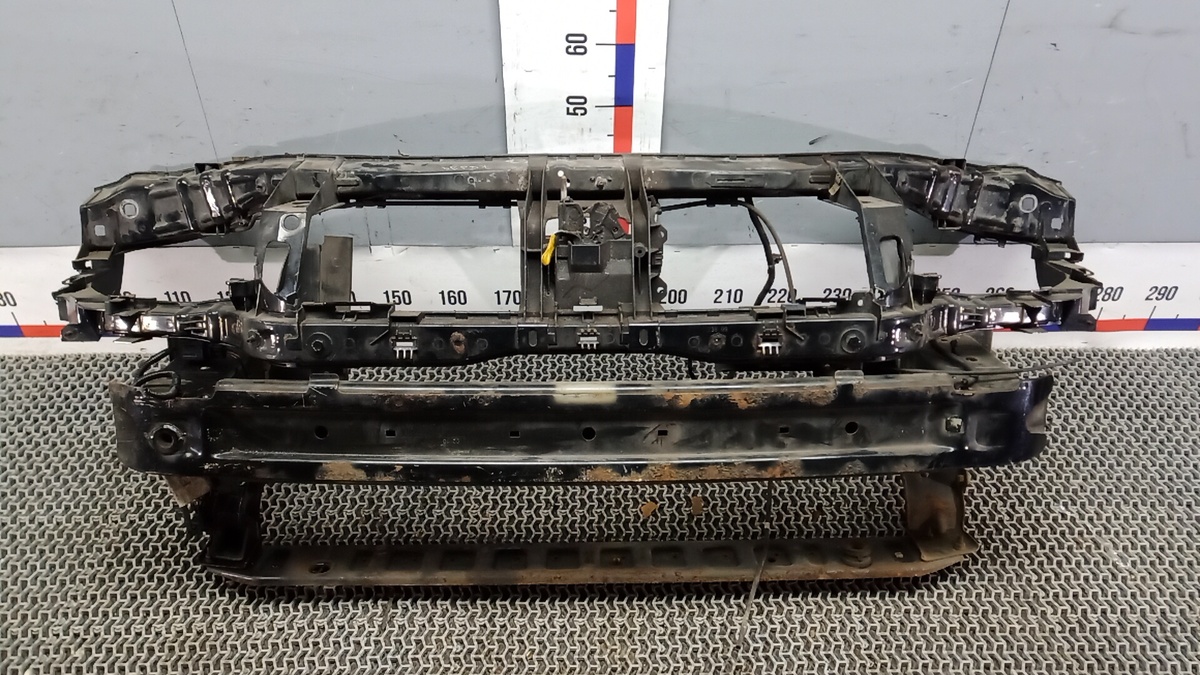 Передняя панель крепления облицовки (телевизор) к Ford S-MAX 2010