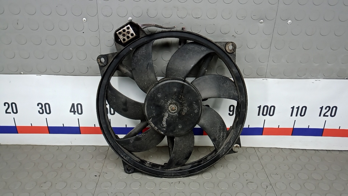 Вентилятор радиатора к Renault Megane 2009