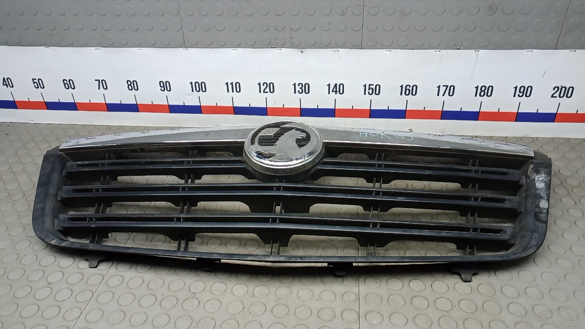 Решетка радиатора к Opel Super Six 2013
