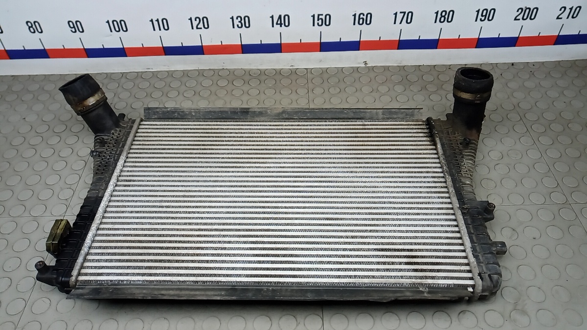 Интеркулер к Volkswagen Passat 2008