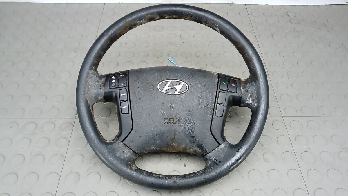 Руль к Hyundai H-1 2015