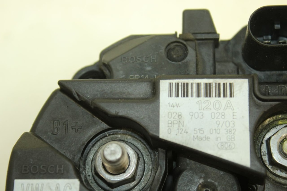 Генератор к Audi A4 2003