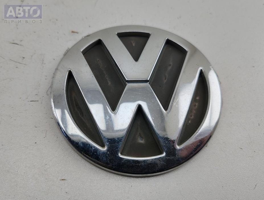 Эмблема к Volkswagen Passat 2004