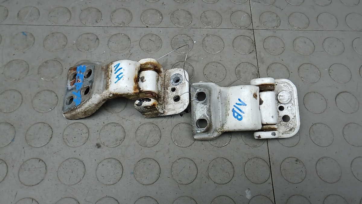 Петли к Ford Tourneo Connect 2009