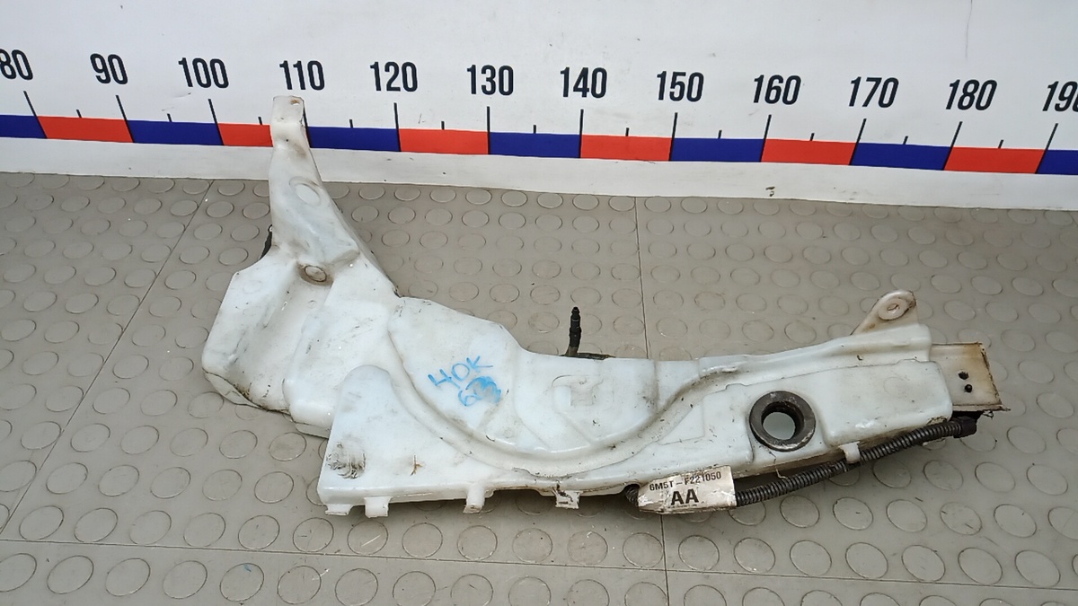 Бачок омывателя к Ford Focus 2011