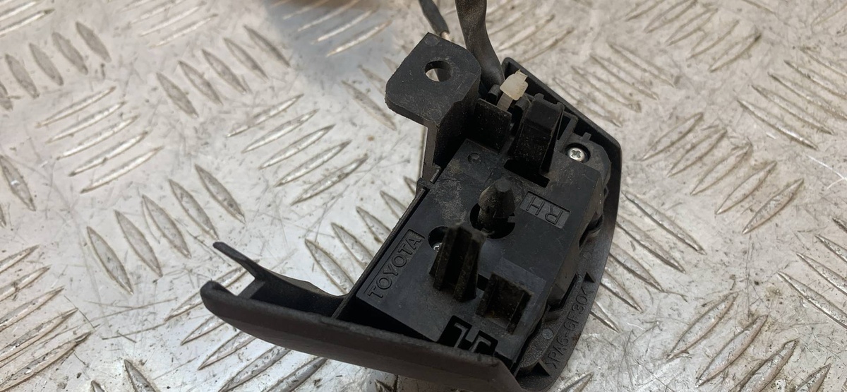 Кнопки руля к Toyota RAV 4 2007