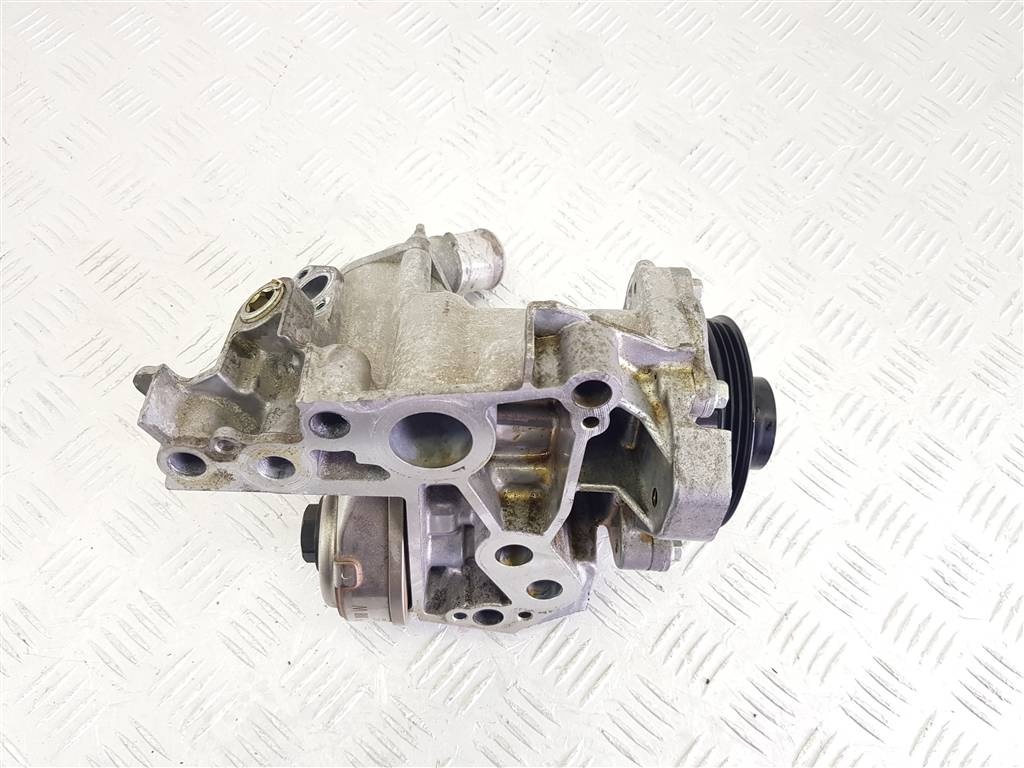 Помпа к Lexus NX 2020