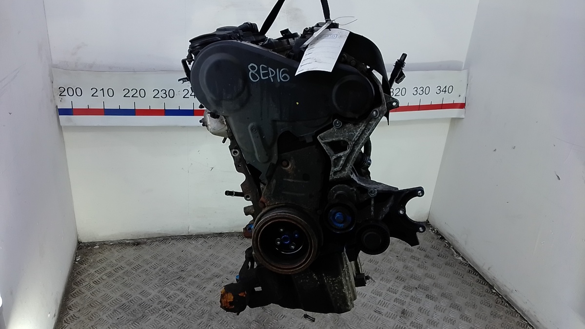 Двигатель к Audi A4 2010