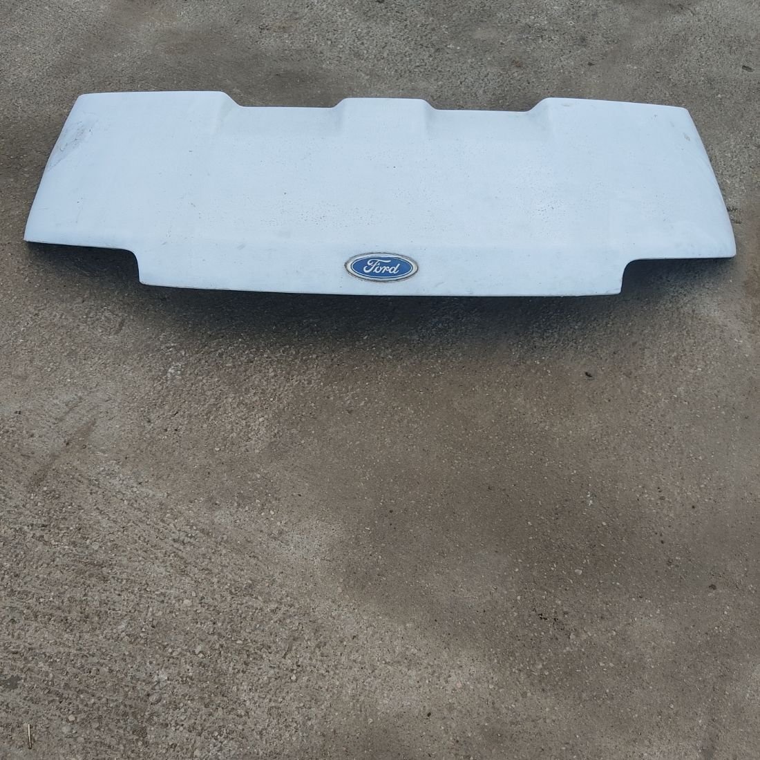 Капот к Ford Tourneo Connect 1995