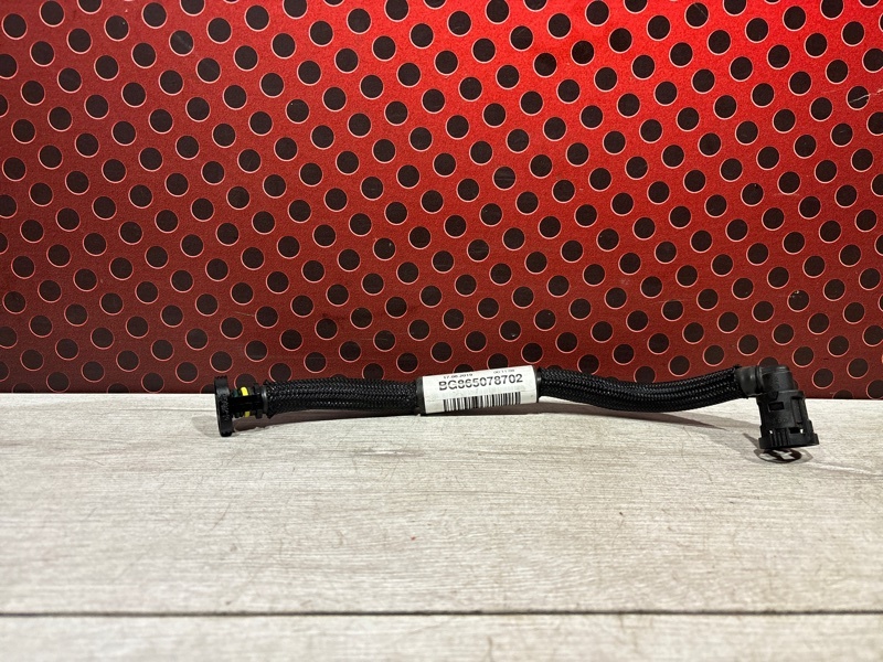 Патрубок к BMW X1 2019