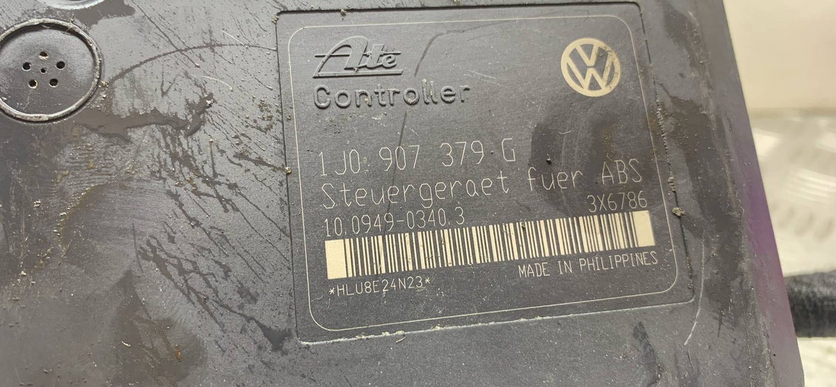 Блок ABS к Volkswagen Golf 2001