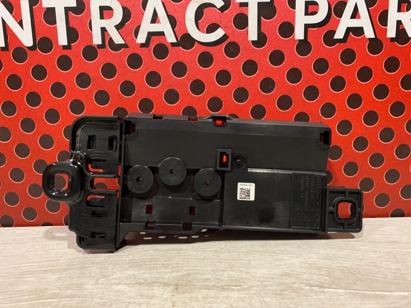 Распределитель тока к BMW 4 2022