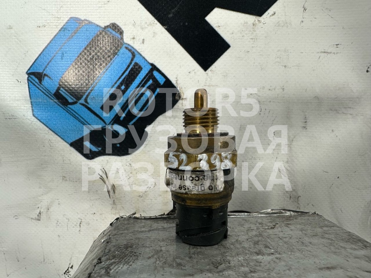 Датчик давления масла к Volvo A6 2005