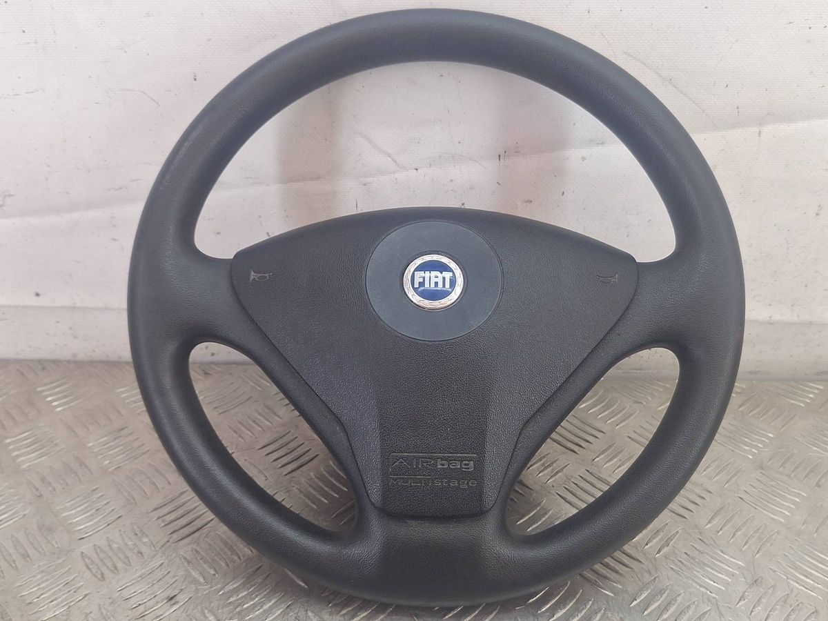 Руль к Fiat Stilo 2003