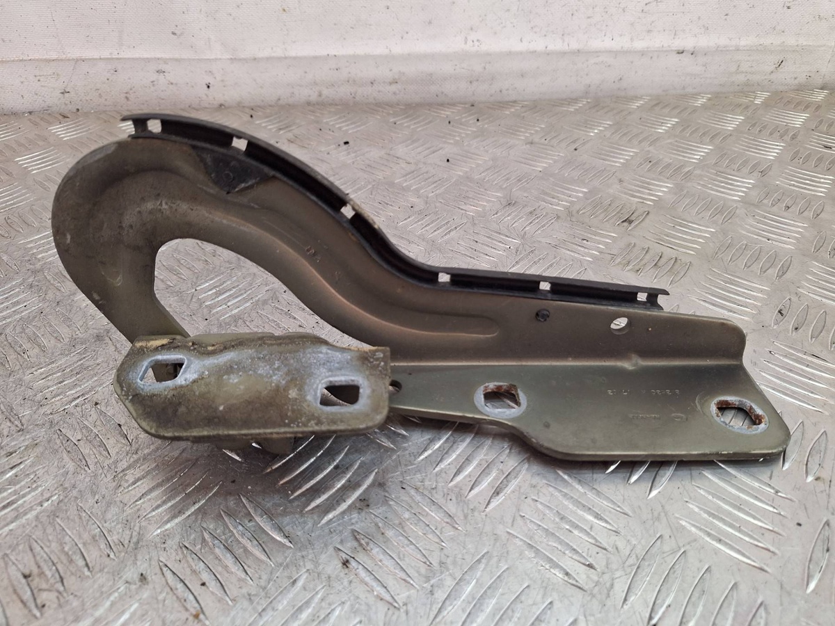 Петля капота правая к Renault Scenic 2003