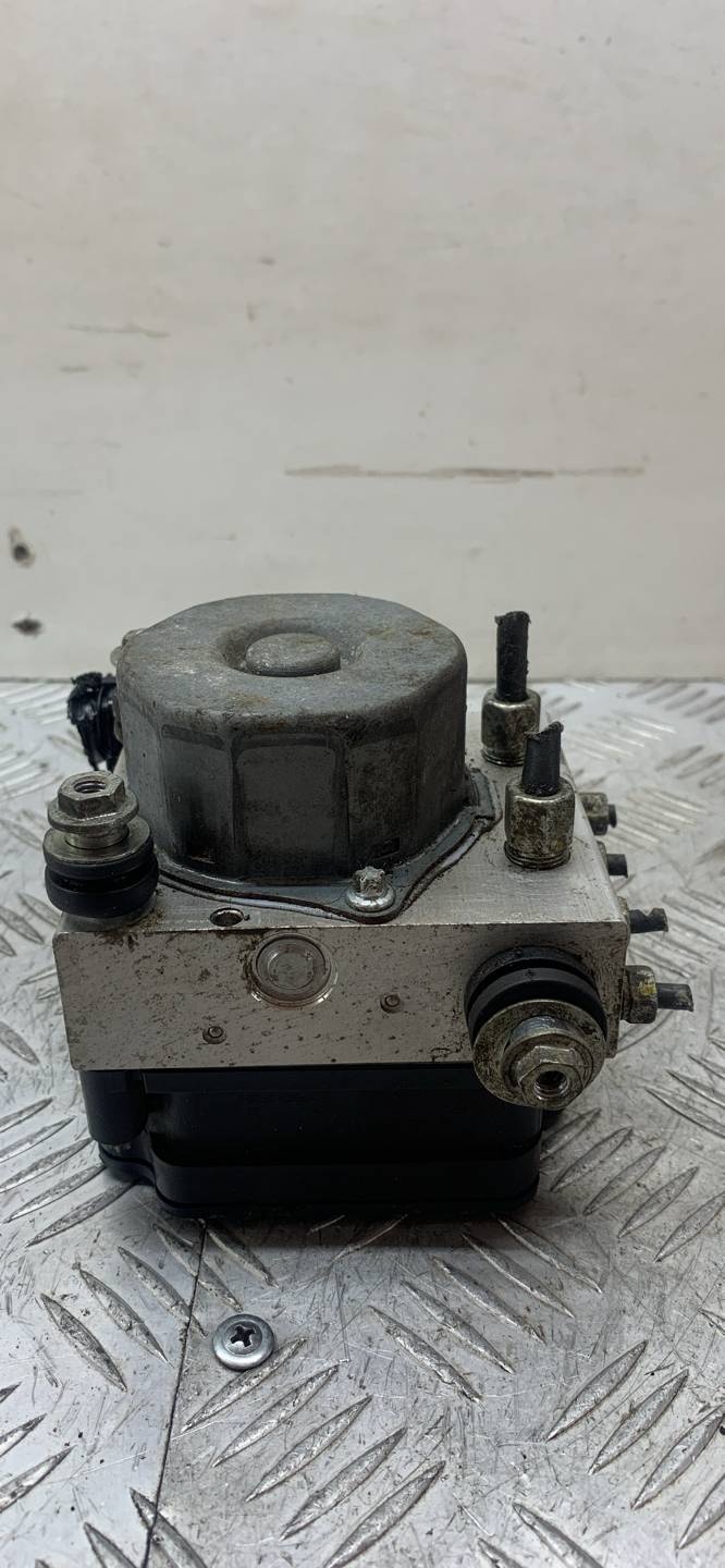 Блок ABS к Nissan Micra 2011