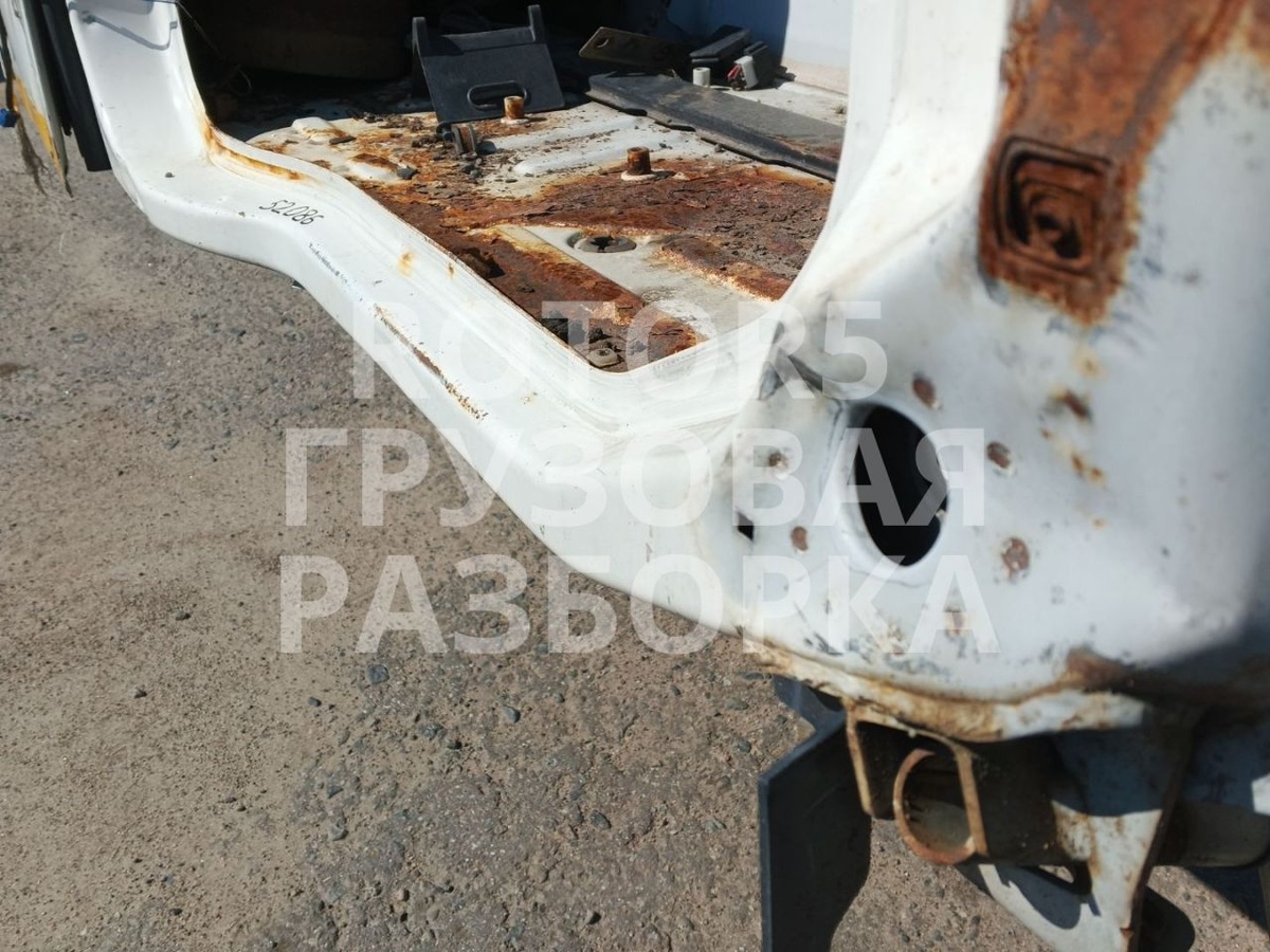 Порог правый к Volvo A6 2006