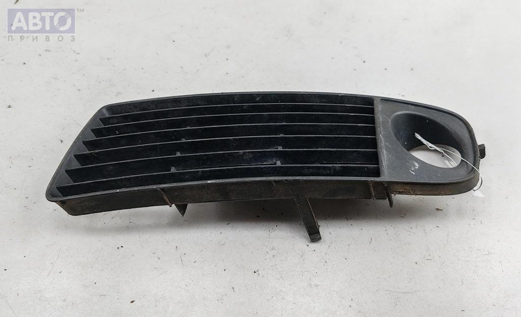 Рамка фары к Audi A6 1997