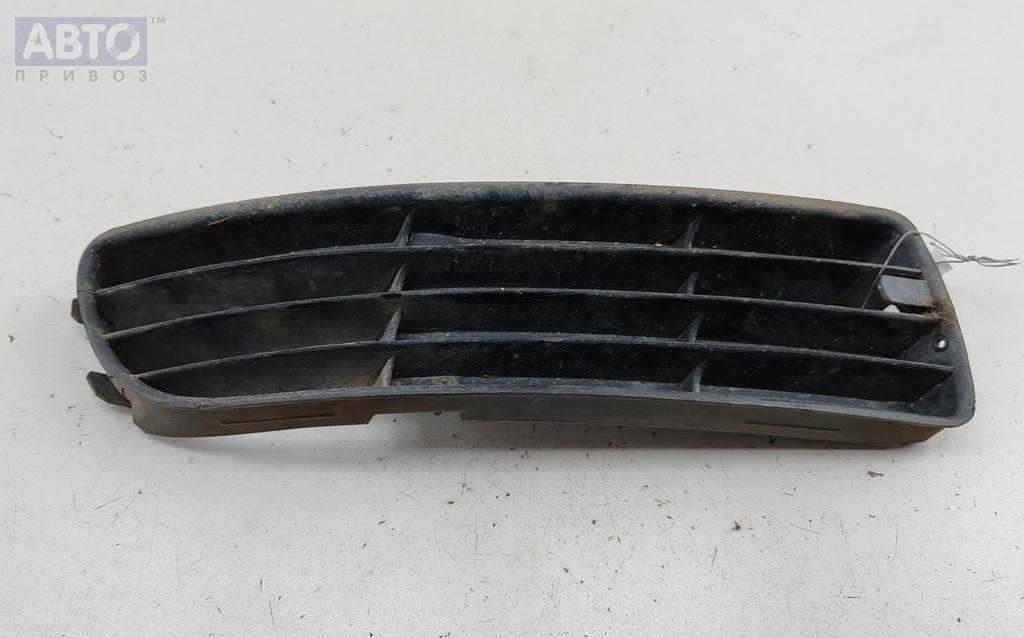 Решетка бампера к Audi A4 1997