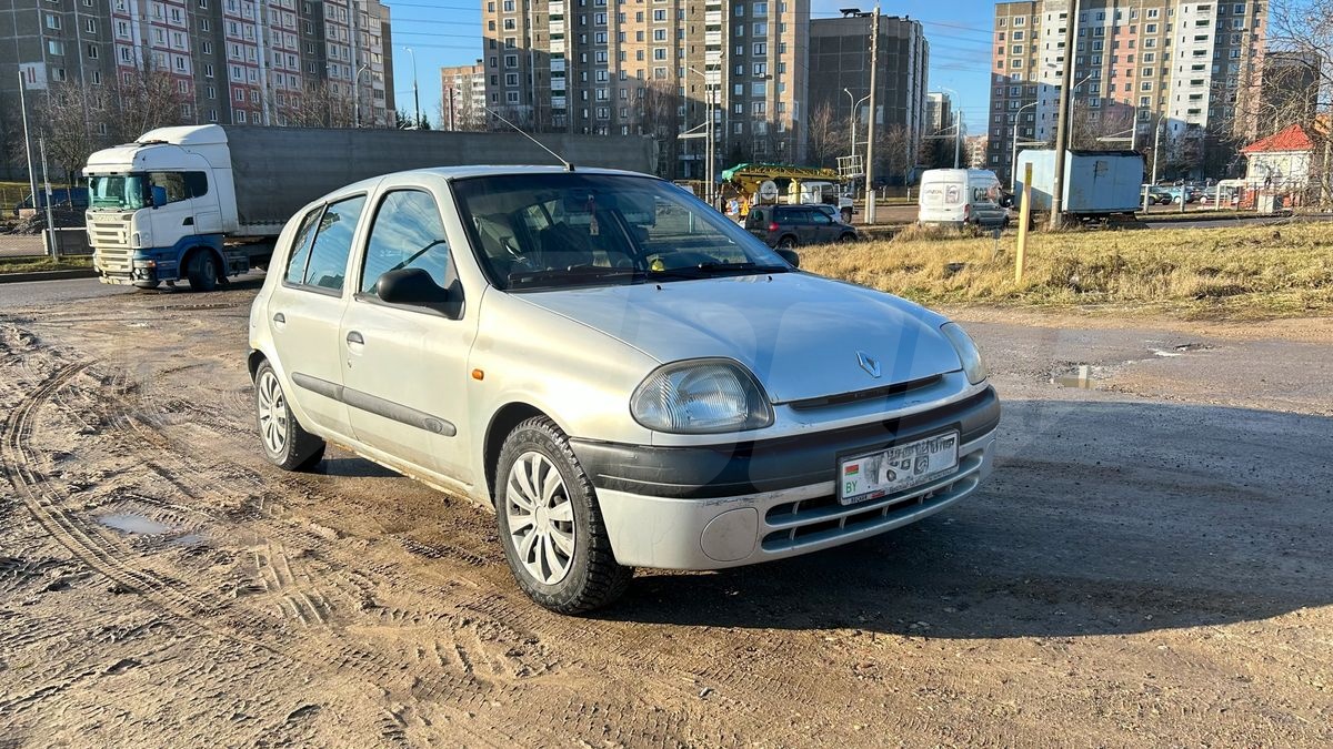 Renault Clio II, 1999