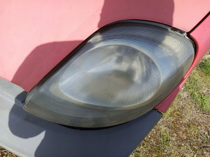 Фара левая к Opel Vivaro 2001