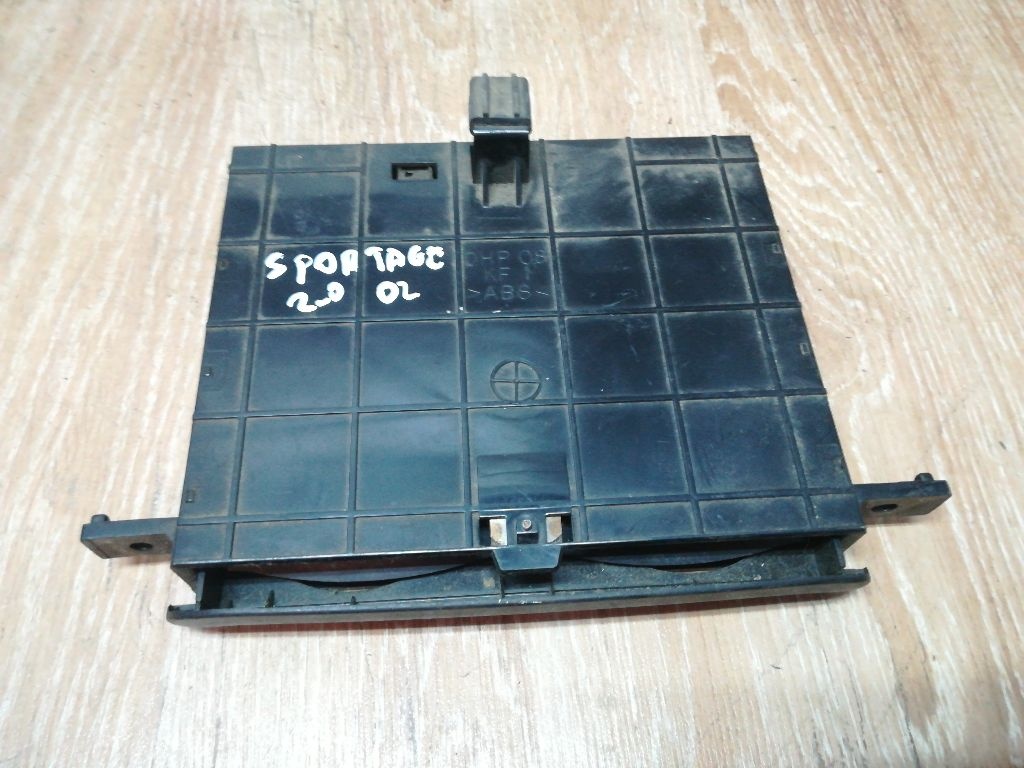 Подстаканник к Kia Sportage 2002