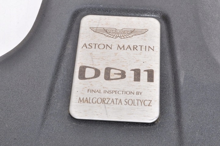Декоративная крышка двигателя  к Aston Martin DB11 2016