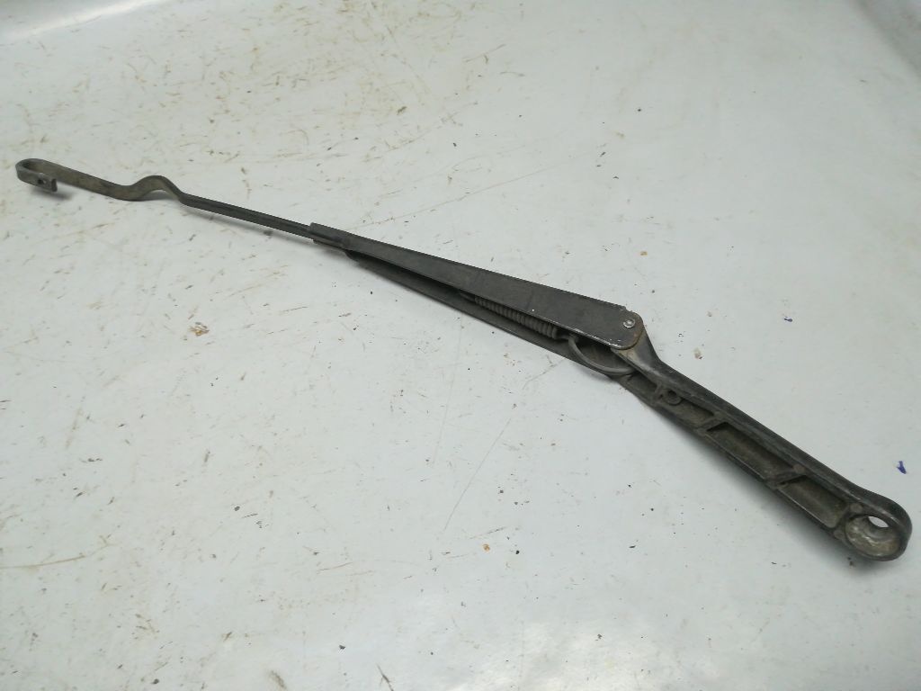 Щеткодержатель к Renault 19 1990