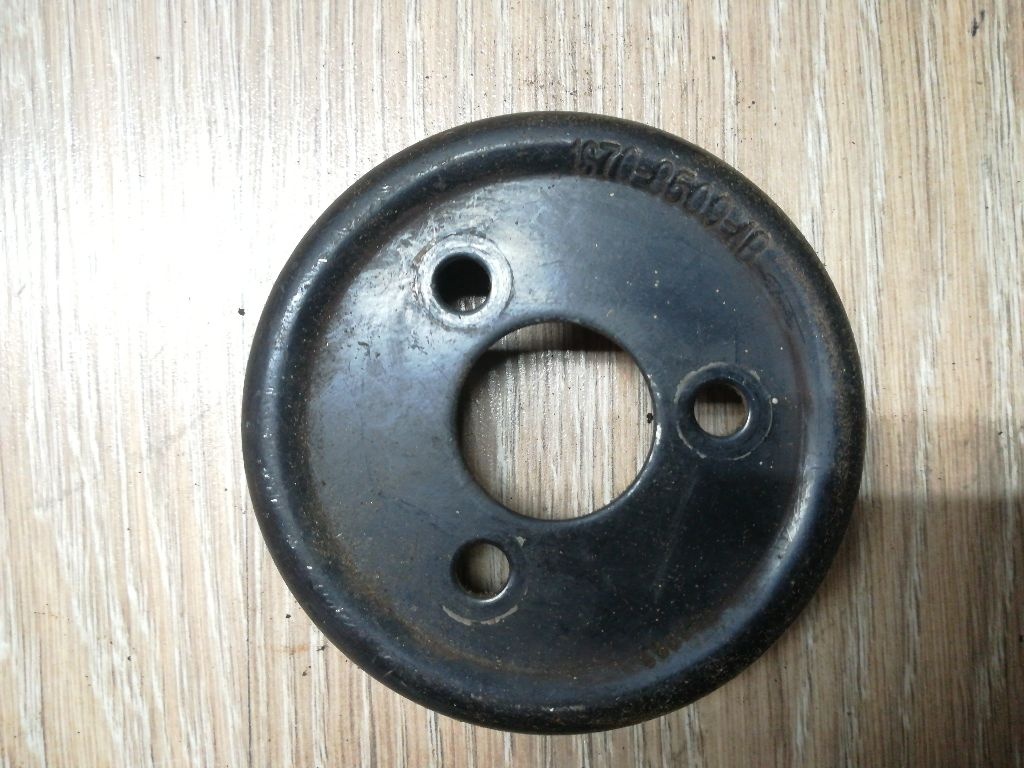 Шкив помпы к Mazda 6 2004