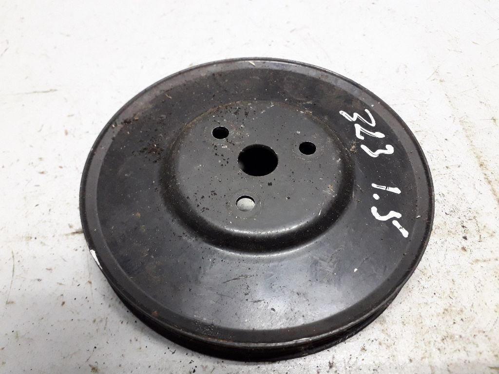 Шкив помпы к Mazda 323 1996