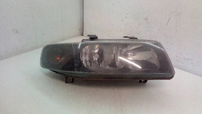 Фара правая к SEAT Leon 1999