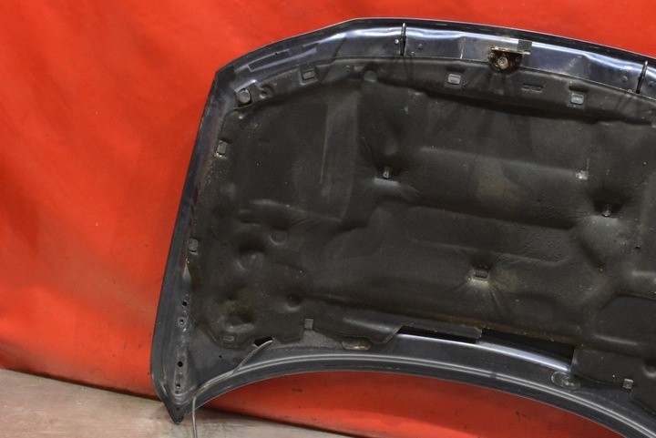Капот к Volvo V70 2000