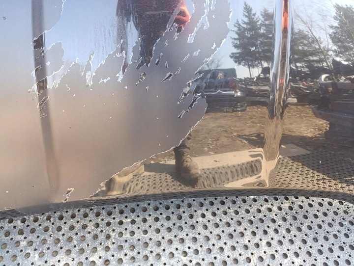 Капот к Nissan Note 2009
