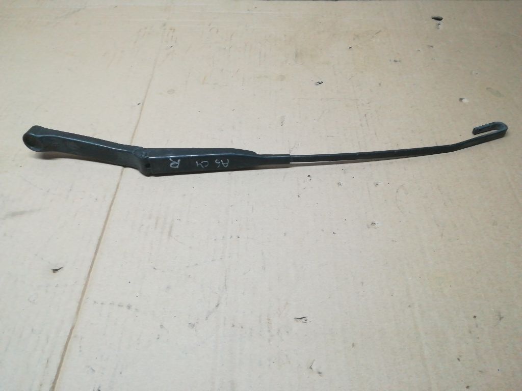 Щеткодержатель к Audi A6 1996