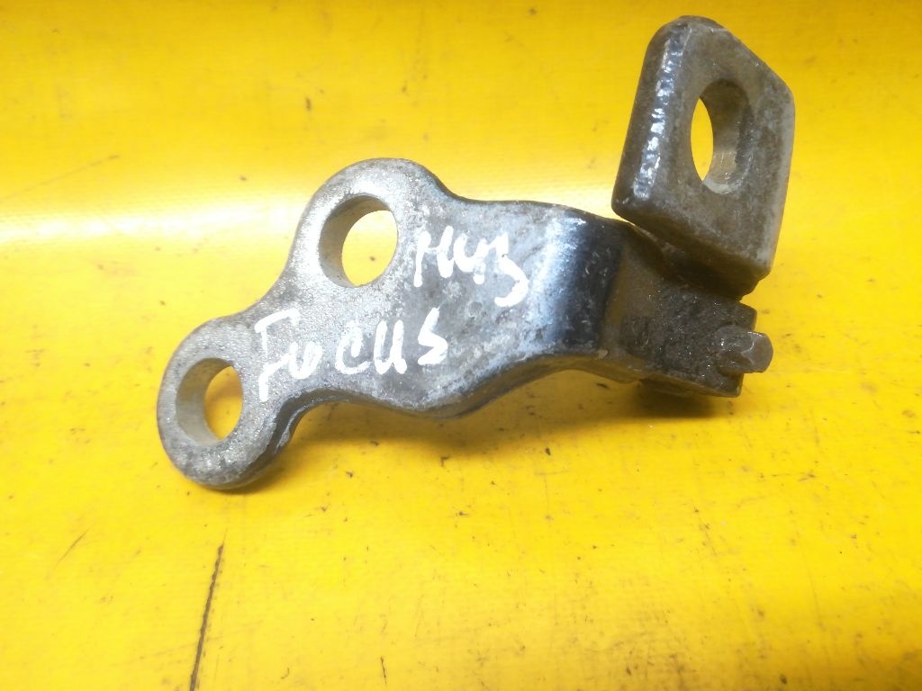 Петля двери к Ford Focus 2000