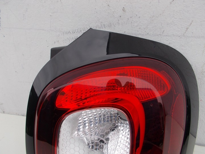 Фонарь задний правый к Smart Forfour 2014