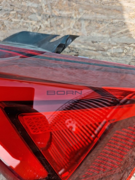 Фонарь задний правый к Cupra Born 2021
