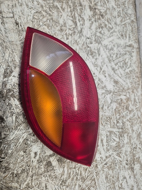 Фонарь задний правый к Ford KA 1996