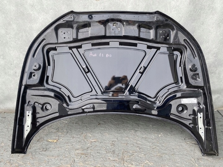 Капот к Audi A1 2010