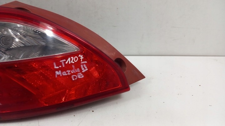 Фонарь задний левый к Mazda 2 2007
