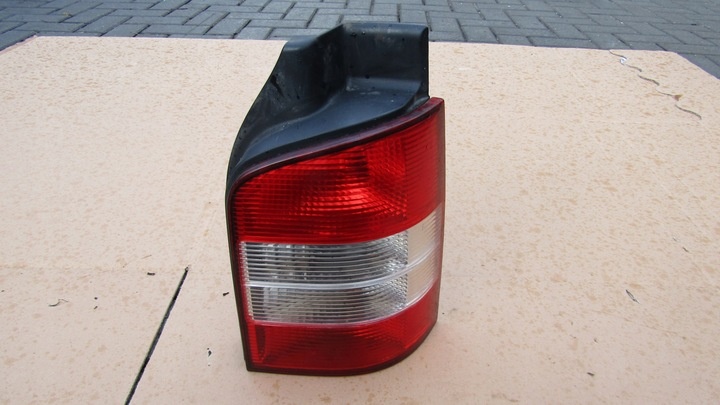 Фонарь задний правый к Volkswagen Multivan 2009